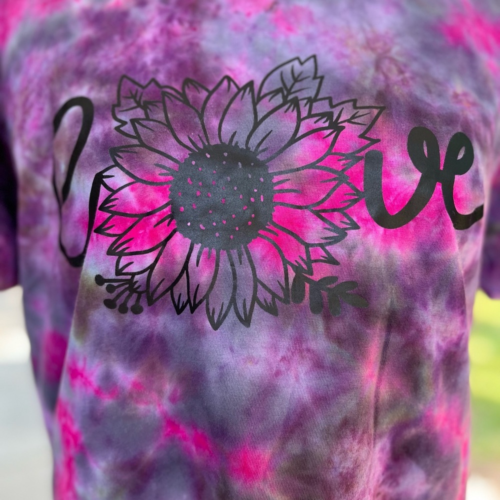 Custom Handmade tiedye graphic tee unisex Sz M